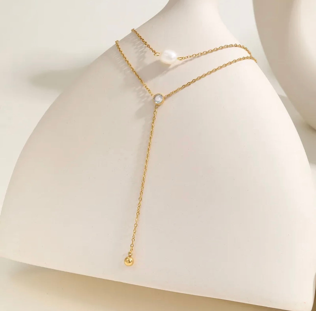 Collier Aria